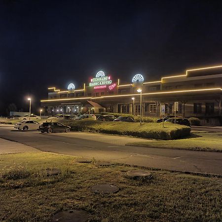 埃尔多拉多酒店及赌场 Ceska Kubice 外观 照片